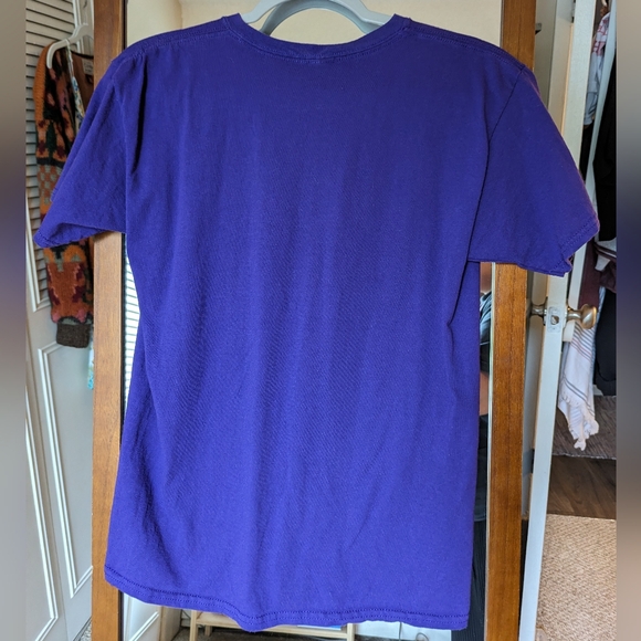 RARE Northern Iowa Panthers Tshirt with Mickey and Minnie Mouse - Picture 5 of 9